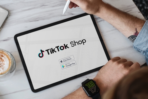 TikTok Shop Explodes: How In-App Shopping Made It a Fastest-Growing Brand of 2025